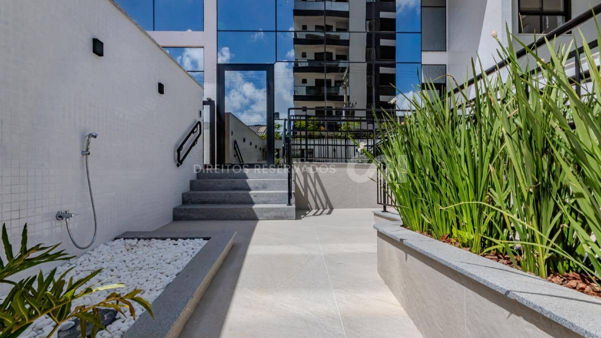Apartamento duplex com 3 quartos no Edifício Brava Select na Praia Brava em Itajaí