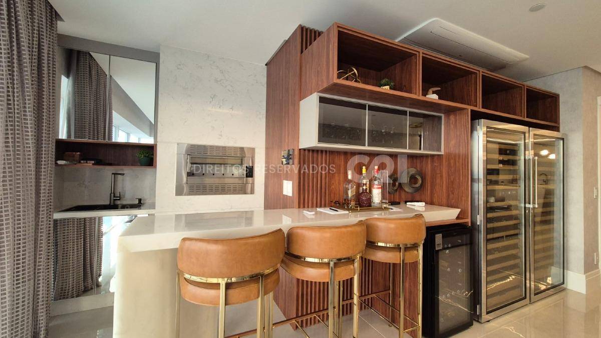 Apartamento com 4 Suítes no One Tower na Barra Sul, Balneário Camboriú