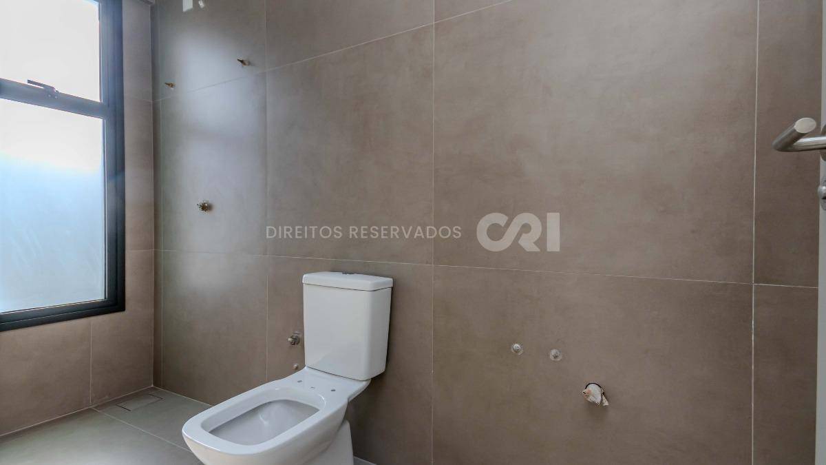 Apartamento com 4 suítes no Empire Residence no Pioneiros em Balneário Camboriú