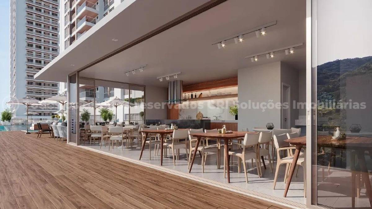 Apartamento 88m² com 2 Suítes no Edifício Torres da Brava na Praia Brava em Itajaí