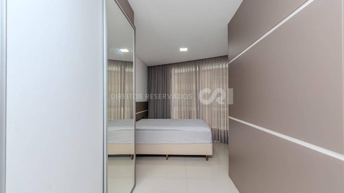 Apartamento com 4 suítes no Dubai Tower na Meia Praia em Itapema