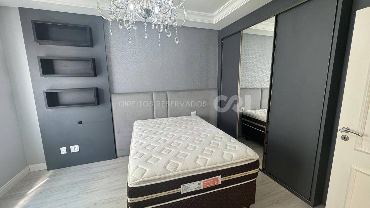 Apartamento frente mar com 4 suítes no Atlantic Paradise Towers na Meia Praia em Itapema