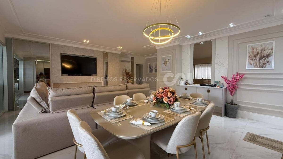 Apartamento 180m² com 4 Suítes no Edifício Noah na Meia Praia em Itapema