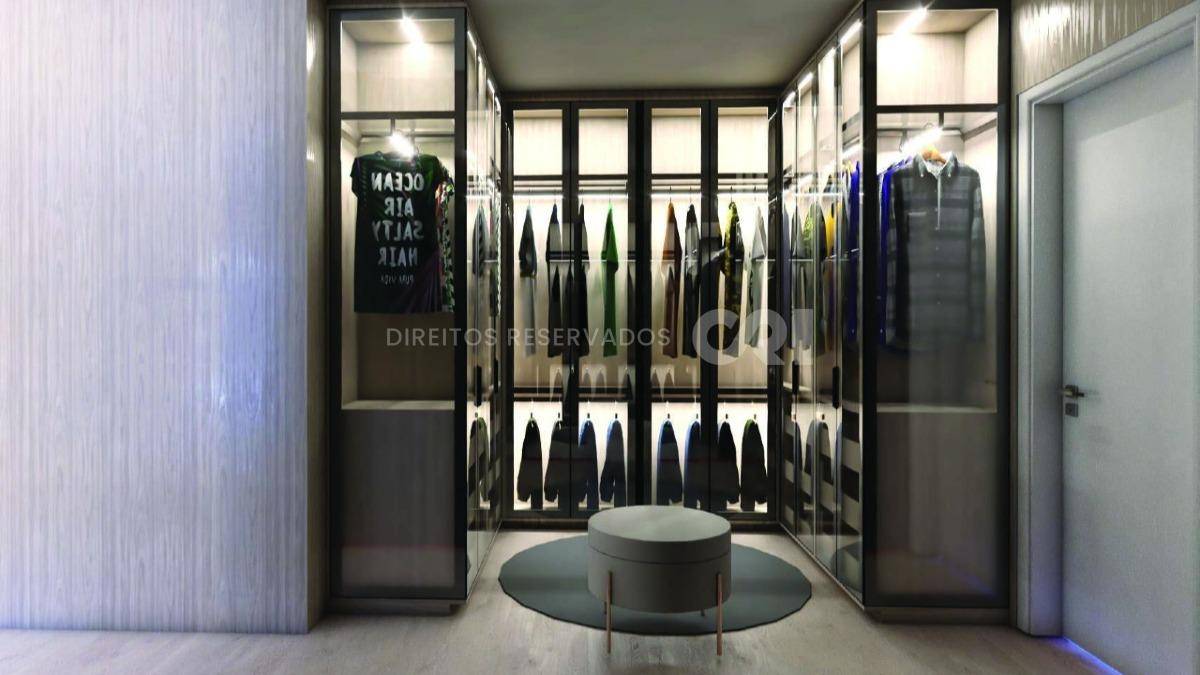 Apartamento Frente Mar no Edifício Baturité com 3 Suítes Mobiliado na Barra Sul em Balneário Camboriú