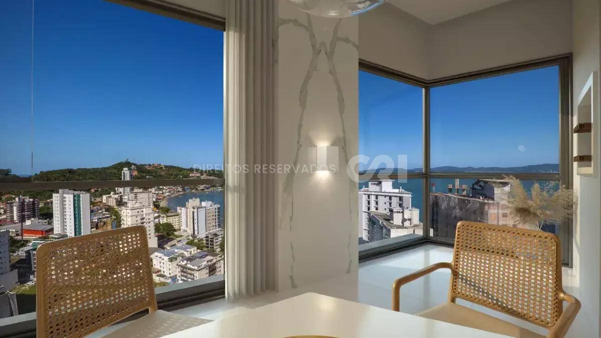 Apartamento com 4 suítes no Edifício Riverside no Centro de Itapema