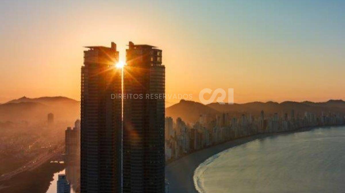 Apartamento Alto Padrão com 4 Suítes no Yachthouse by Pininfarina na Barra Sul em Balneário Camboriú