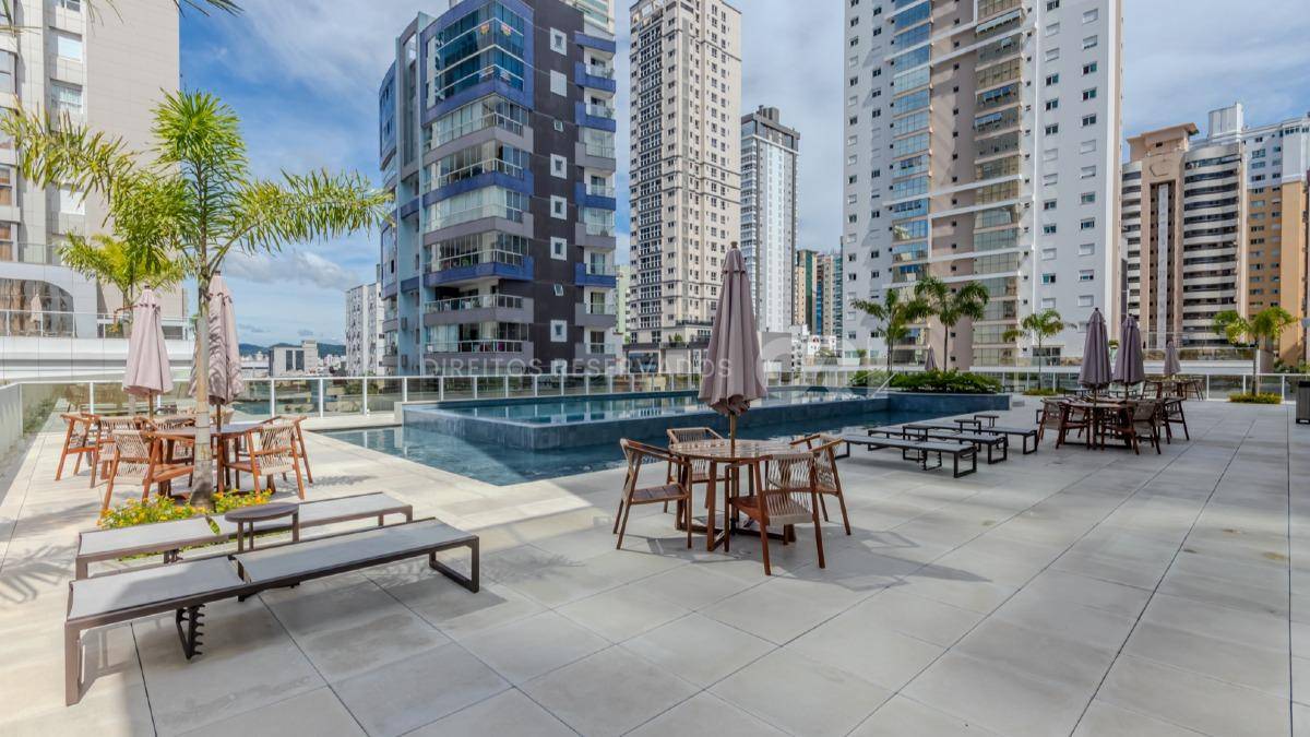 Apartamento com 4 quartos no Horizon Residence no Centro em Balneário Camboriú