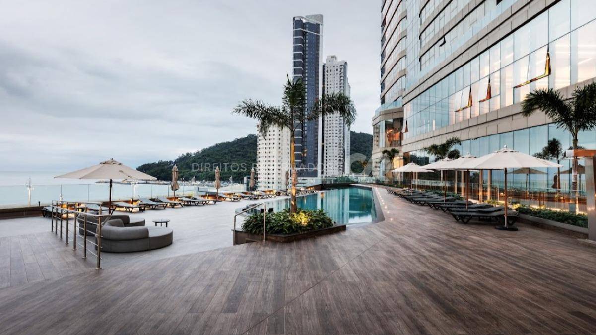 Apartamento com 4 suítes, 264m² no Yachthouse by Pininfarina na Barra Sul, Balneário Camboriú