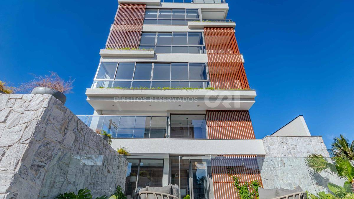 Cobertura duplex com 3 suítes no Edifício In Exclusive Home na Praia Brava em Itajaí