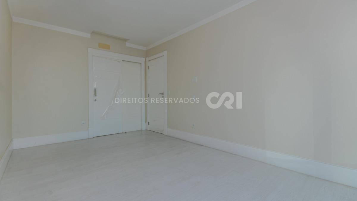 Apartamento no Edifício Le Majestic com 3 suítes no Centro em Balneário Camboriú