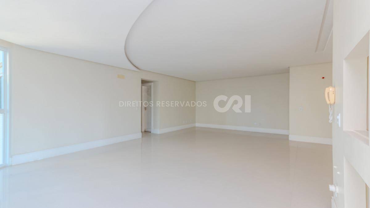Apartamento no Edifício Le Majestic com 3 suítes no Centro em Balneário Camboriú