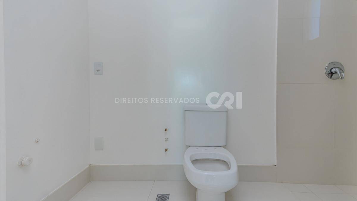 Apartamento duplex com 4 suítes no Residencial Le Majestic no Centro de Balneário Camboriú