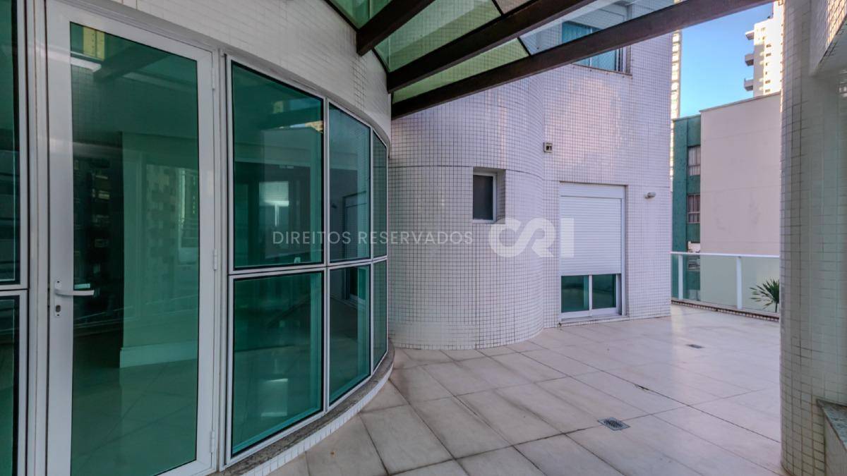 Apartamento com 3 suítes no Edifício Le Majestic no Centro, Balneário Camboriú