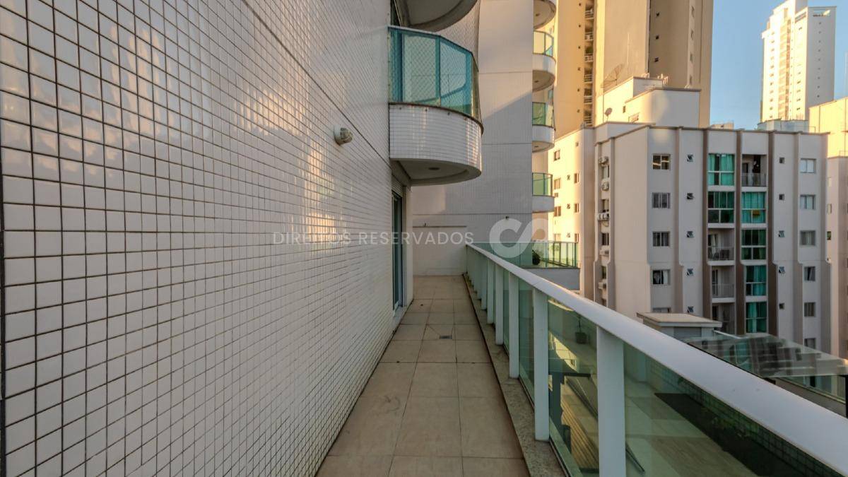 Apartamento com 3 suítes no Edifício Le Majestic no Centro, Balneário Camboriú