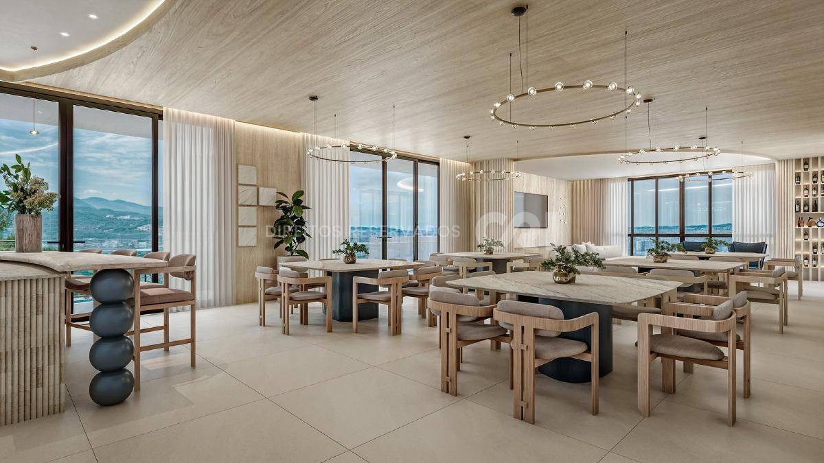 Apartamento com 3 suítes no Edifício Coastline na Praia Brava em Itajaí