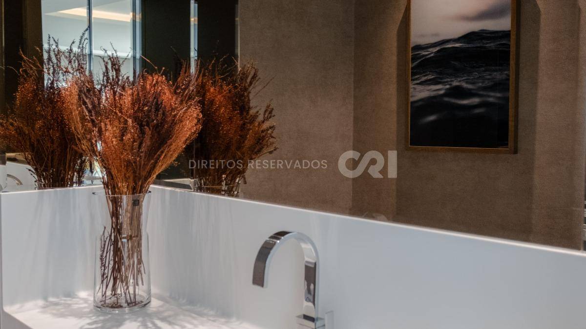 Apartamento mobiliado no Mirage Residence com 4 suítes na Praia Brava em Itajaí