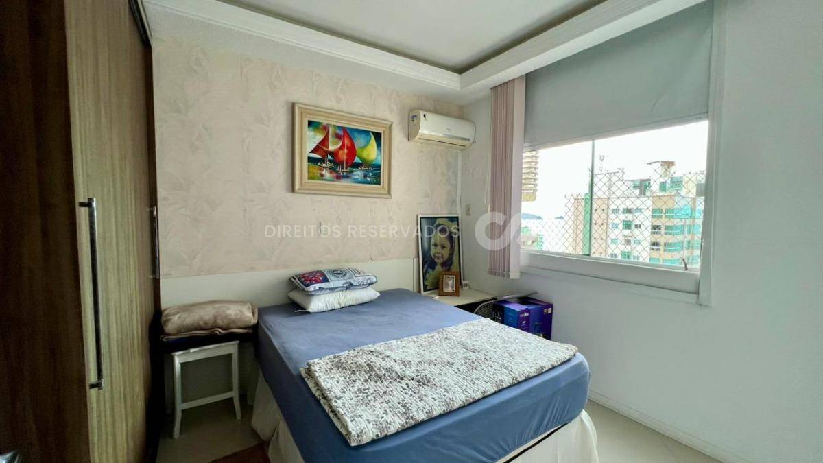 Apartamento com 3 suítes no Residencial Villa do Mar na Meia Praia em Itapema
