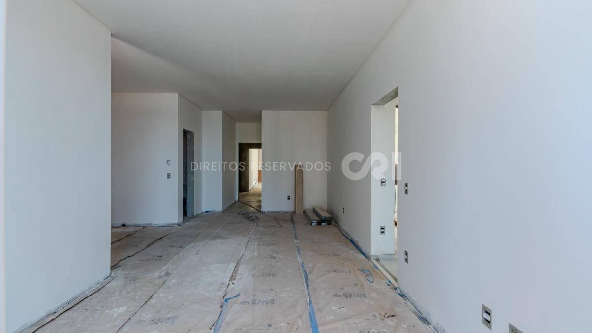 Apartamento com 3 Suítes no Jardins da Brava na Praia Brava em Itajaí