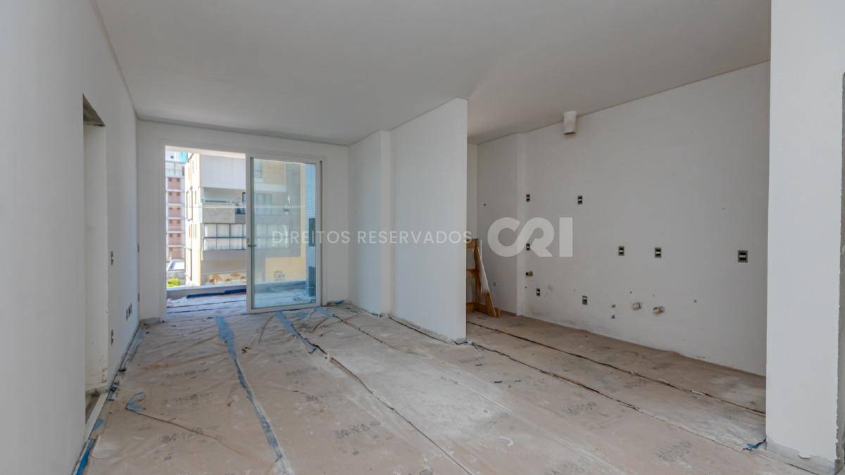 Apartamento com 3 Suítes no Jardins da Brava na Praia Brava em Itajaí