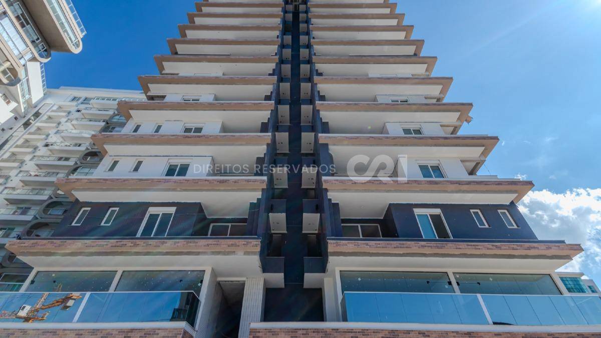 Apartamento com 3 Suítes no Jardins da Brava na Praia Brava em Itajaí