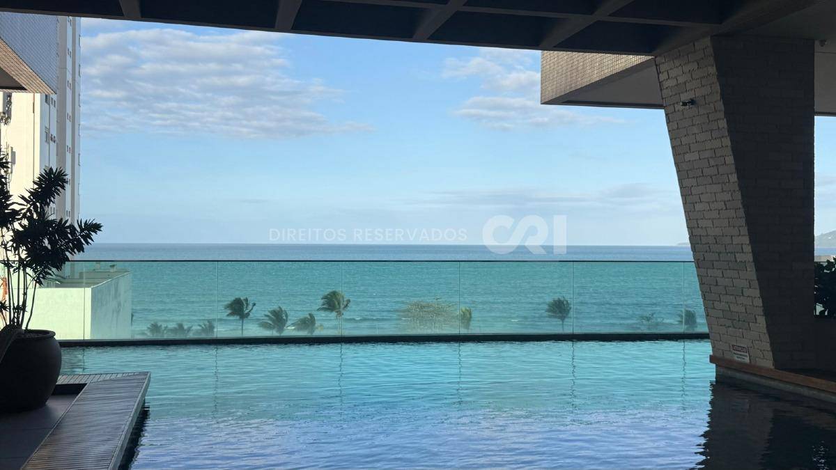 Apartamento com 3 suítes no Garden Square Residence na Meia Praia, Itapema