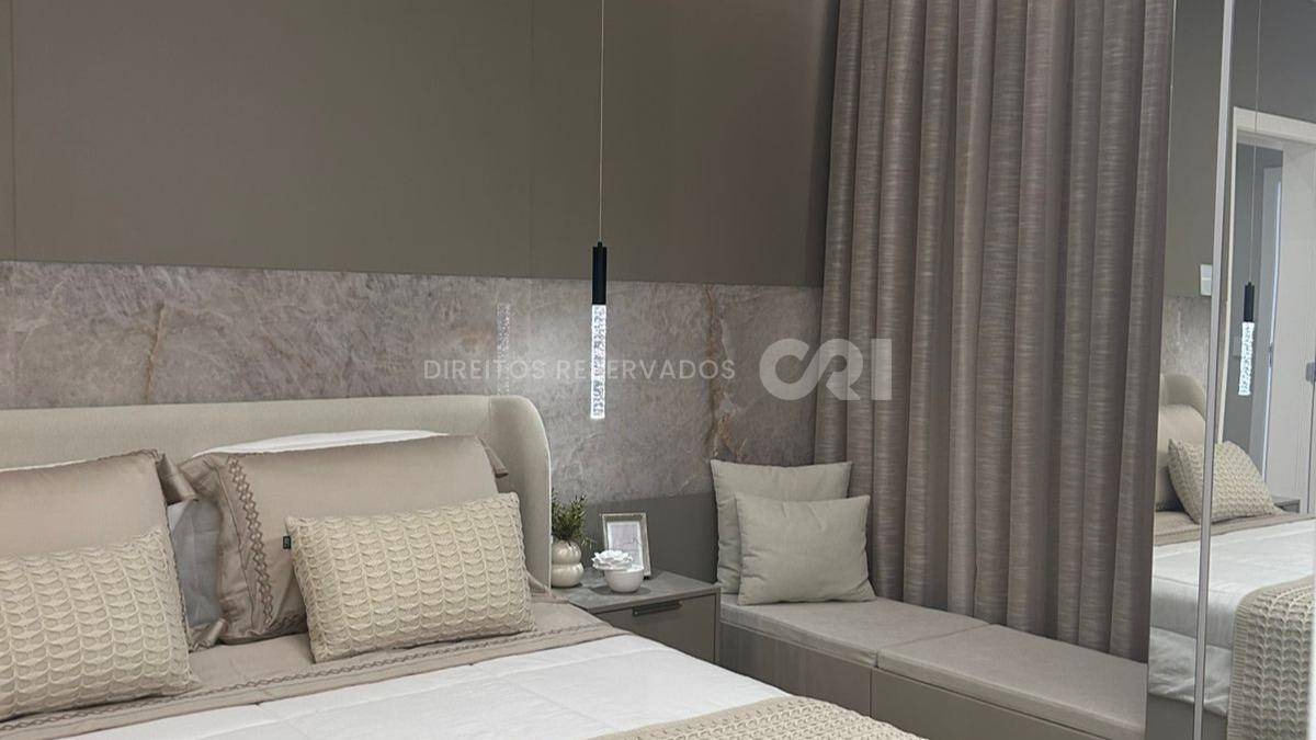 COPA: Apartamento com 4 suítes Doha Tower na Meia Praia Itapema