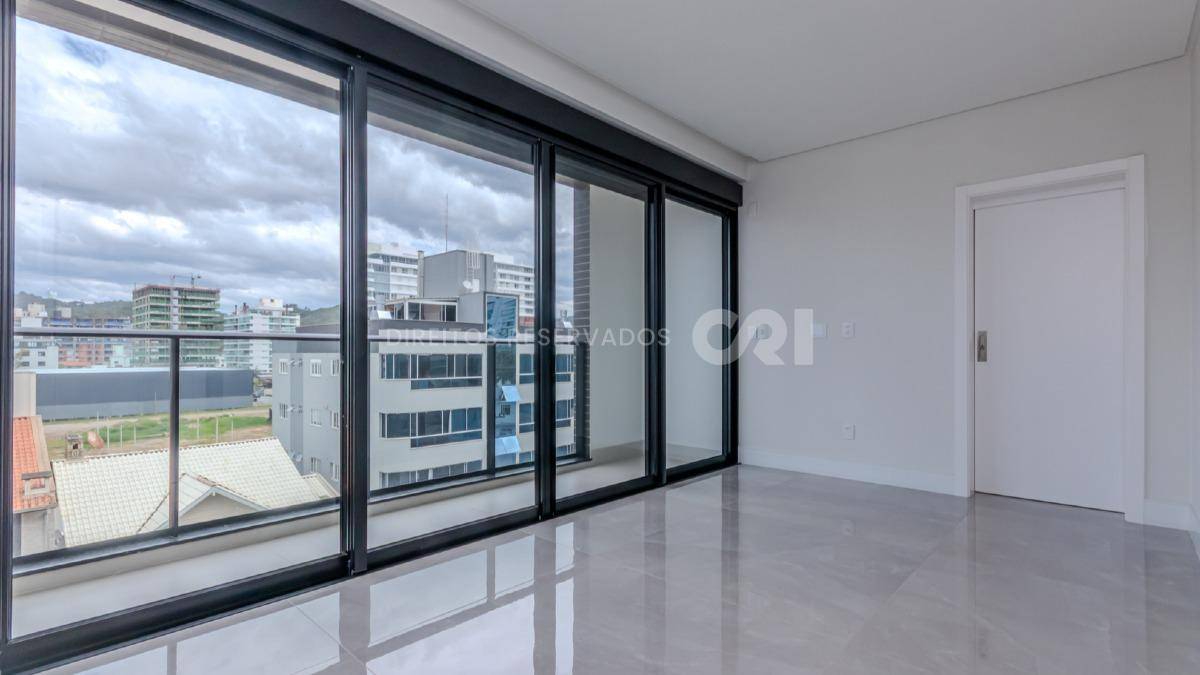 Cobertura Duplex com 3 Suítes no Brava Center Residence na Praia Brava em Itajaí