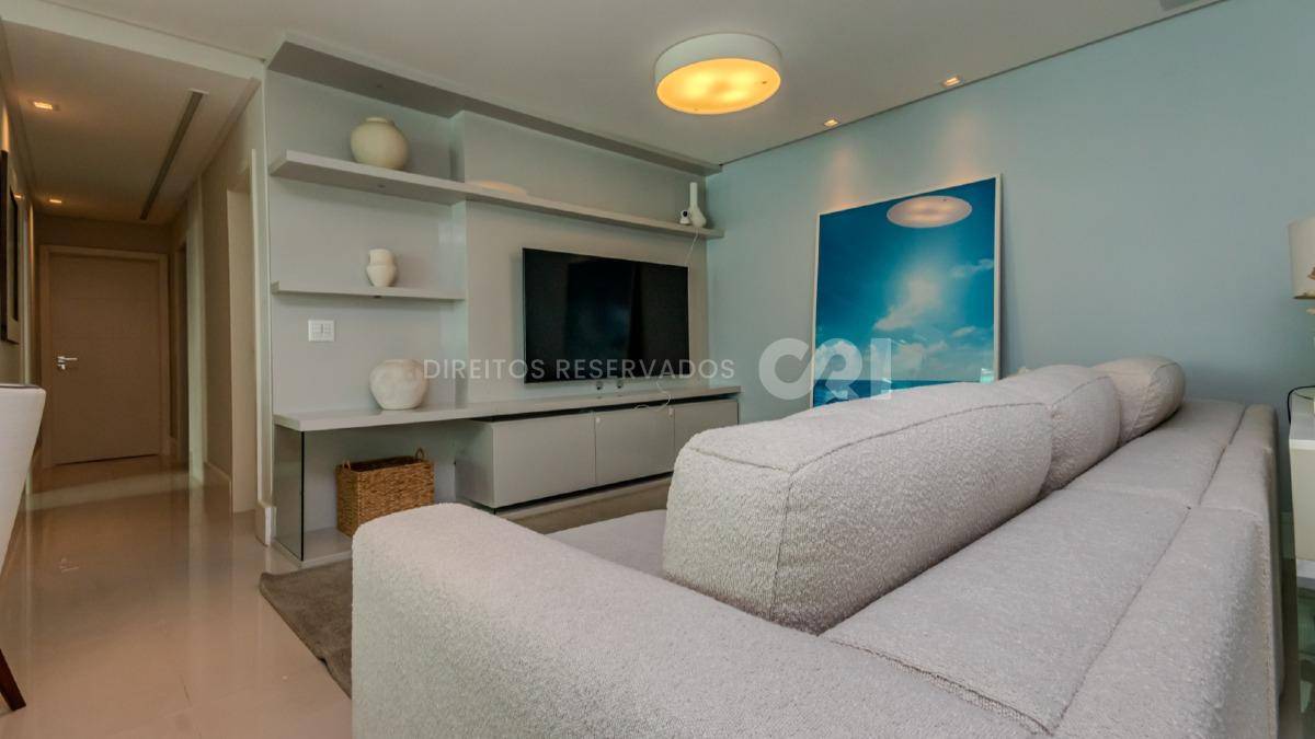 Apartamento com 3 quartos no Brava Beach Aroeira na Praia Brava em Itajaí