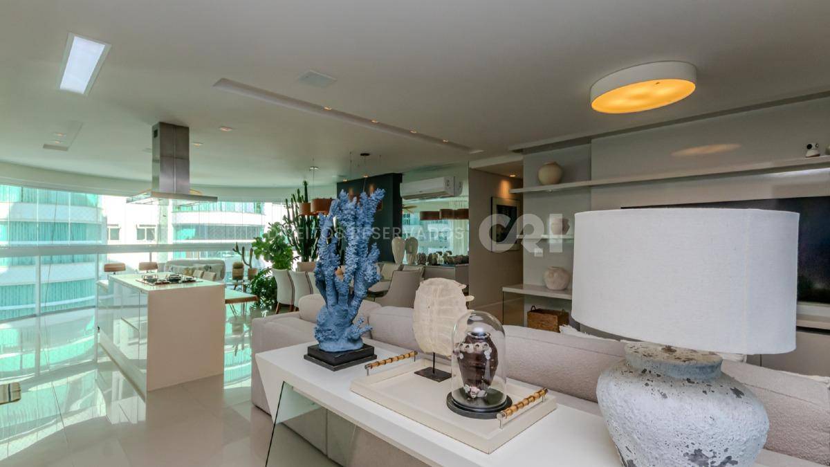 Apartamento com 3 quartos no Brava Beach Aroeira na Praia Brava em Itajaí