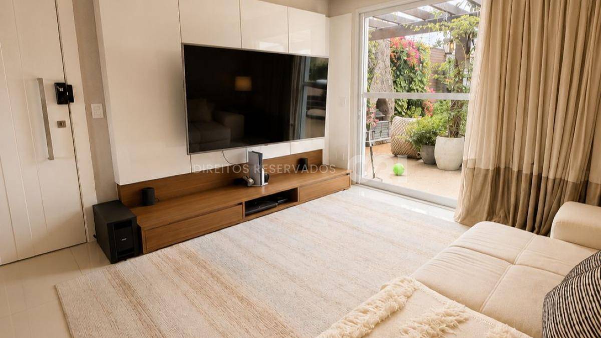 Apartamento Diferenciado com 3 Suítes no Phoenix Tower na Barra Sul de Balneário Camboriú
