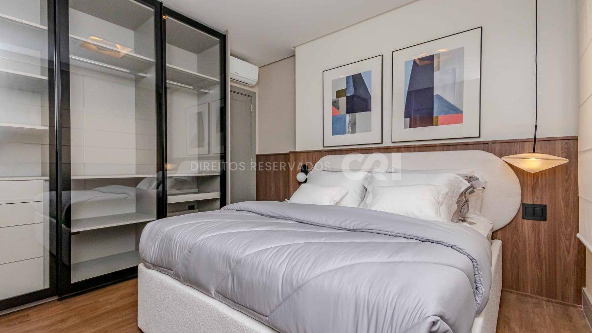 Apartamento com 4 suítes no Edifício Baturité na Barra Sul em Balneário Camboriú