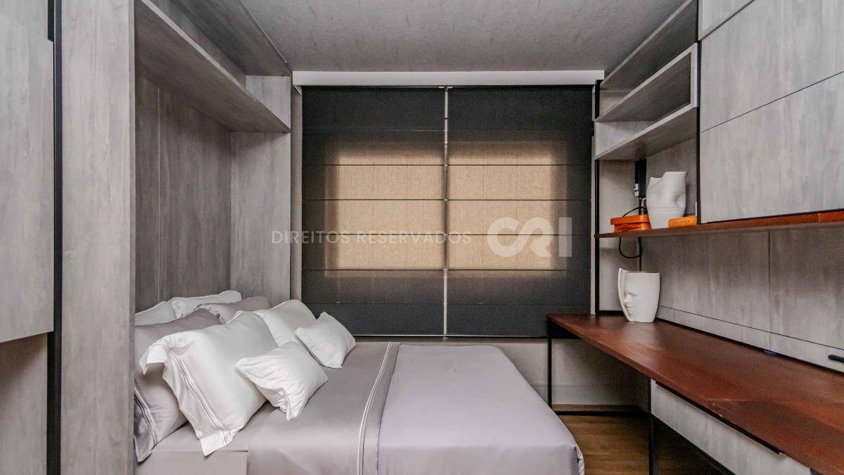 Apartamento com 4 suítes no Edifício Baturité na Barra Sul em Balneário Camboriú
