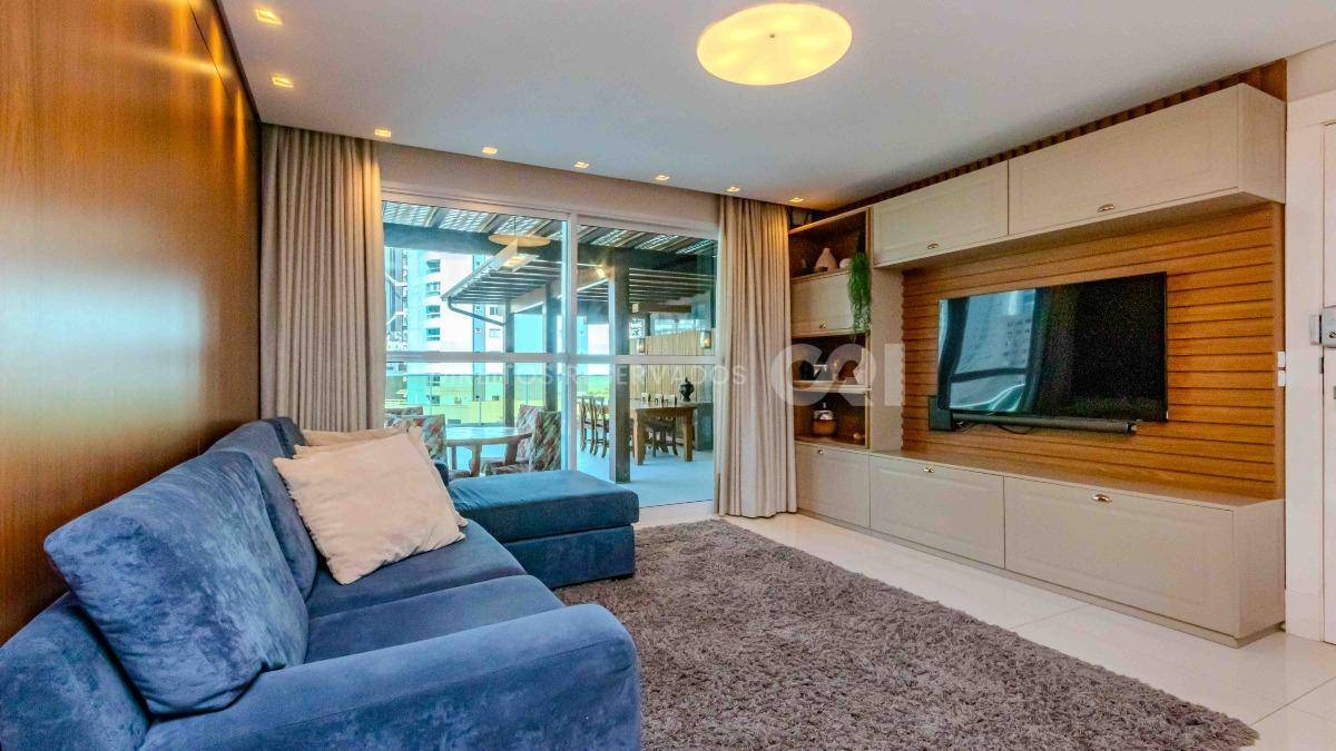 Apartamento com 3 Suítes no Phoenix Tower na Barra Sul de Balneário Camboriú