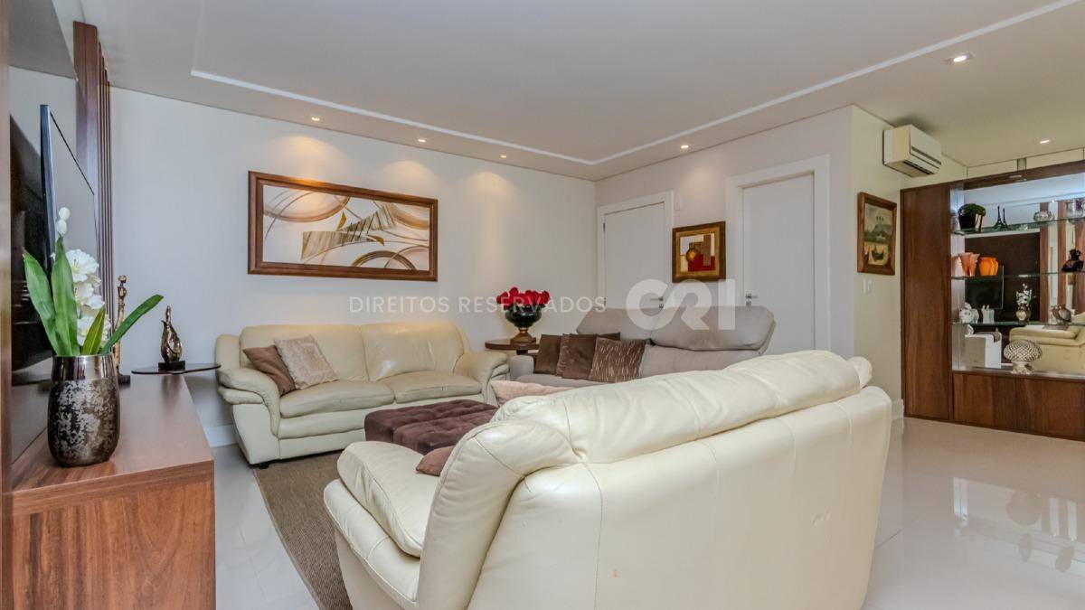 Apartamento com 4 Suítes no Lumiére Residence na Meia Praia em Itapema
