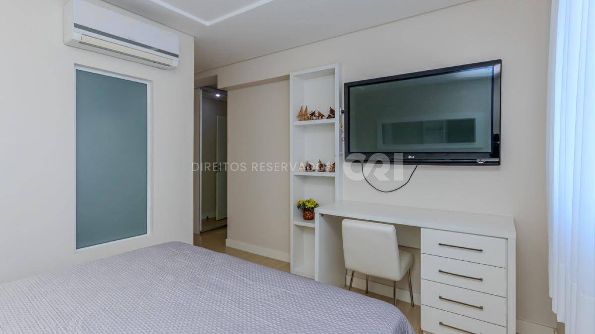 Apartamento com 4 Suítes no Lumiére Residence na Meia Praia em Itapema