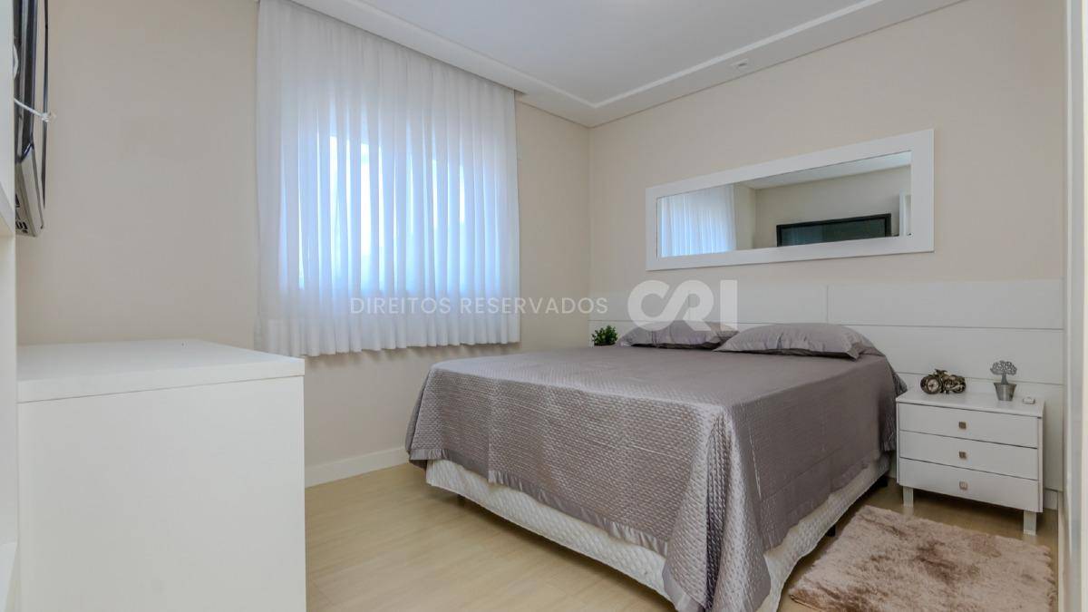 Apartamento com 4 Suítes no Lumiére Residence na Meia Praia em Itapema