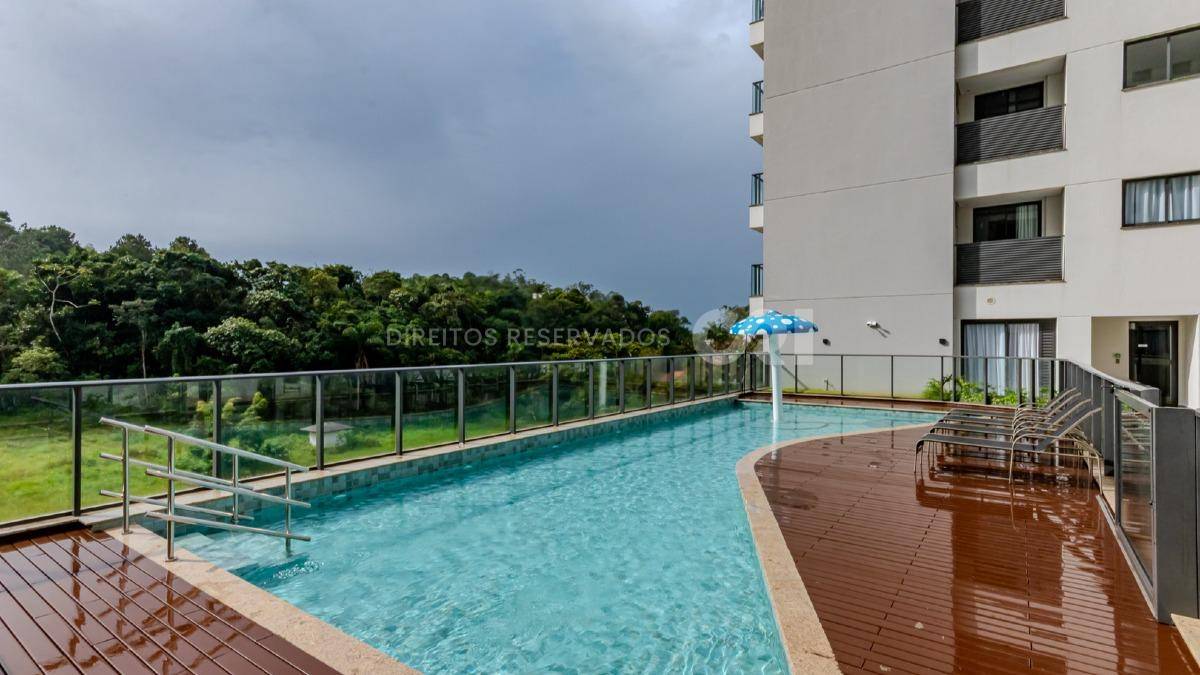Apartamento com 3 suítes no Brava Garden na Praia Brava em Itajaí