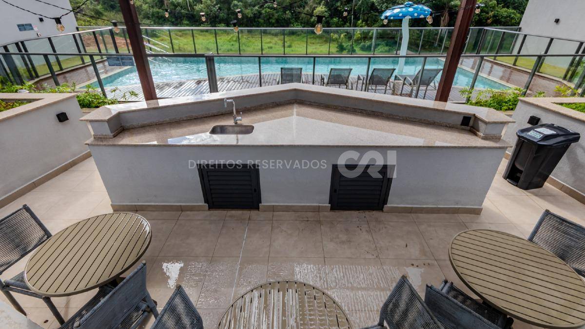 Apartamento com 3 suítes no Brava Garden na Praia Brava em Itajaí