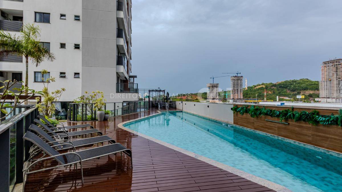 Apartamento com 3 suítes no Brava Garden na Praia Brava em Itajaí
