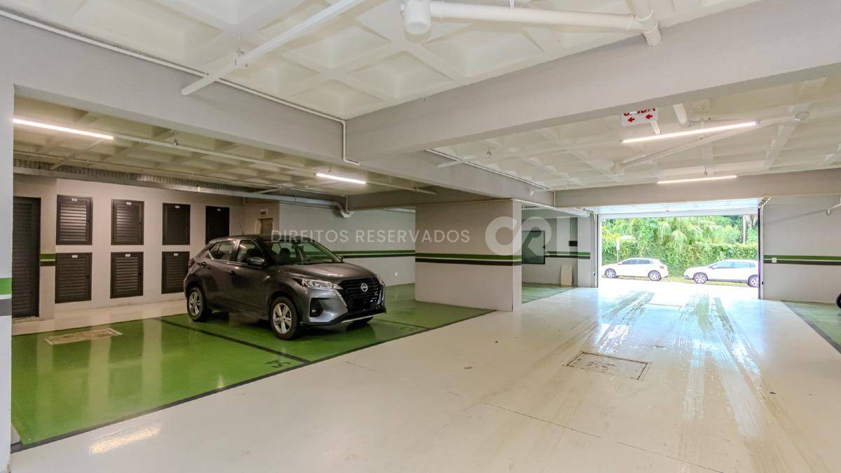 Apartamento com 3 suítes no Brava Garden na Praia Brava em Itajaí