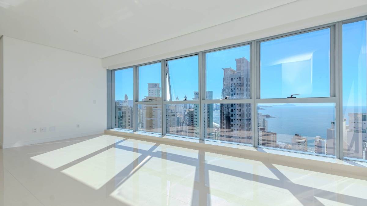 Apartamento com 4 Suítes no Vitra by Pininfarina no Centro de Balneário Camboriú