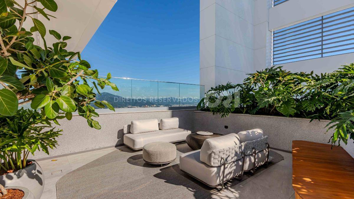 Apartamento com 4 Suítes no Vitra by Pininfarina no Centro de Balneário Camboriú