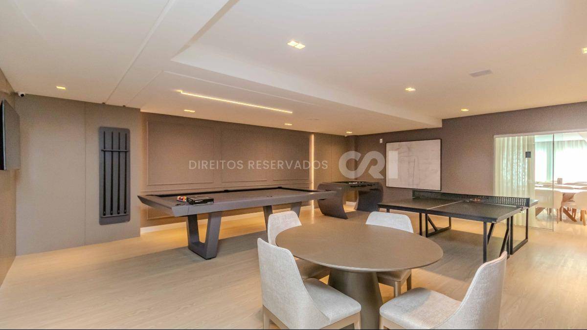 Apartamento com 4 Suítes no Lumiére Residence na Meia Praia em Itapema