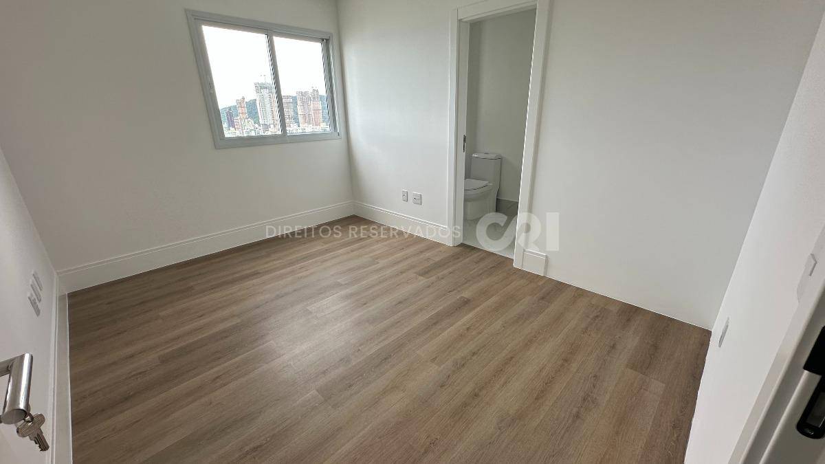 Apartamento com 4 Suítes no Ristretto Residence no Canto da Praia, Itapema