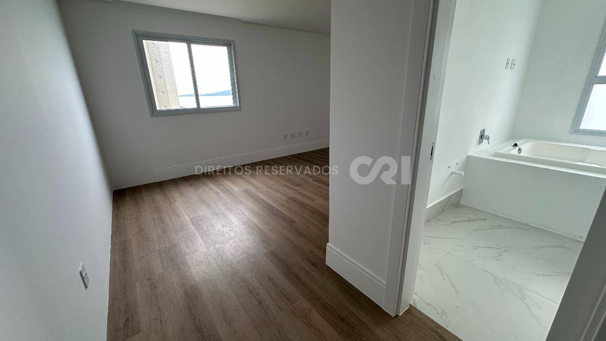 Apartamento com 4 Suítes no Ristretto Residence no Canto da Praia, Itapema