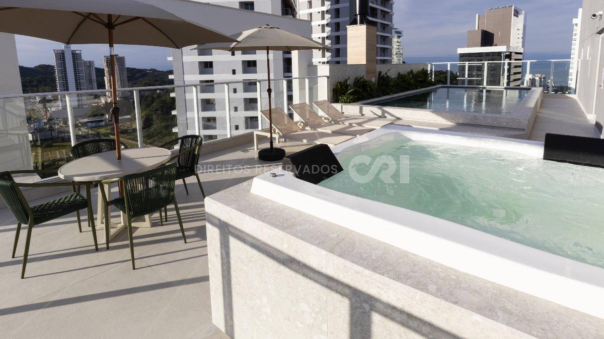 Apartamento com 2 quartos no Salt na Praia Brava em Itajaí