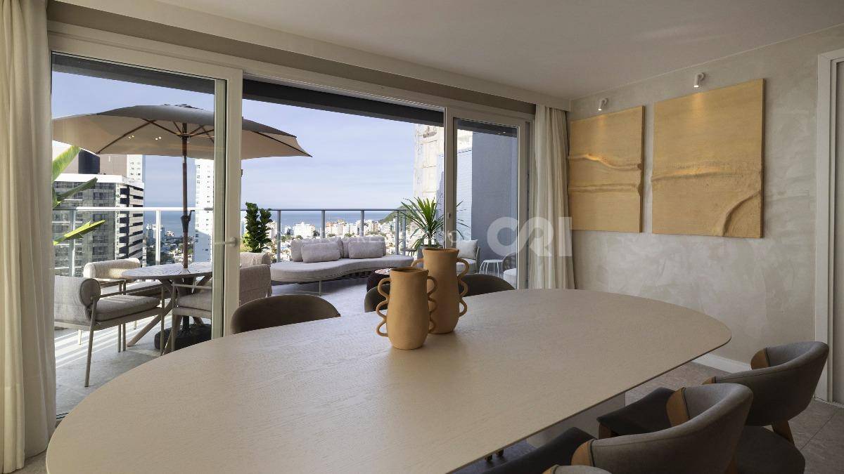 Apartamento com 2 quartos no Salt na Praia Brava em Itajaí