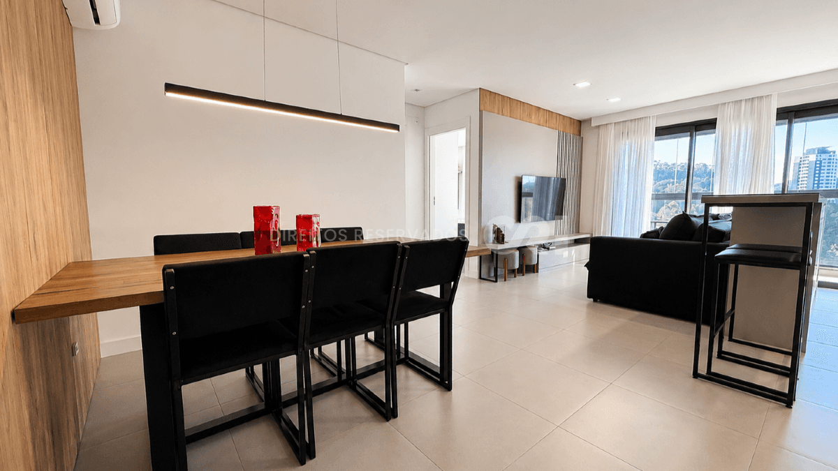 Apartamento com 2 Suítes mobiliado Brava Garden na Praia Brava em Itajaí