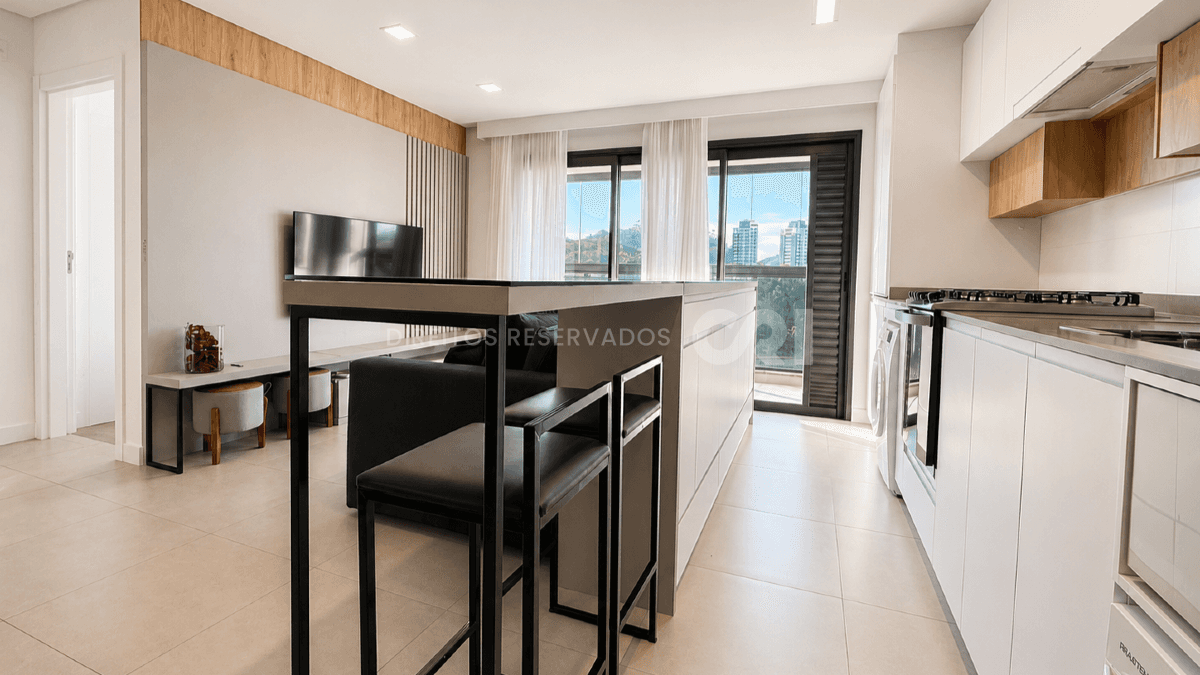 Apartamento com 2 Suítes mobiliado Brava Garden na Praia Brava em Itajaí