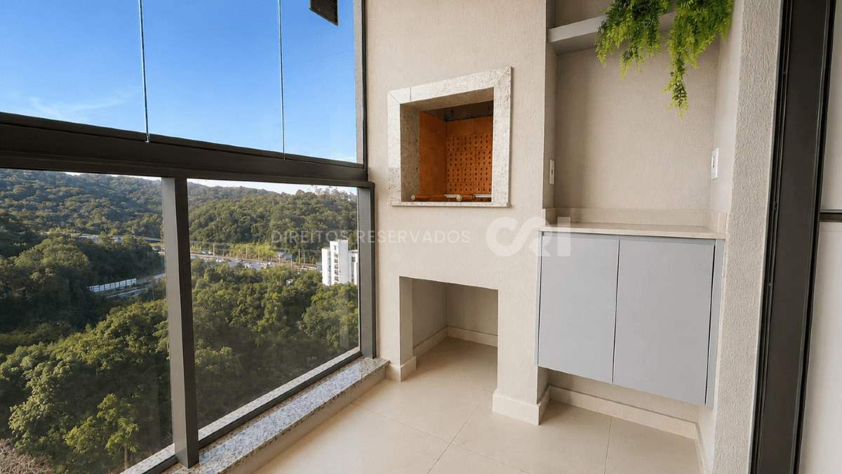 Apartamento com 2 Suítes mobiliado Brava Garden na Praia Brava em Itajaí